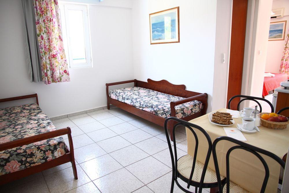 Bellos Hotel Apartments Hersonissos  Exterior photo